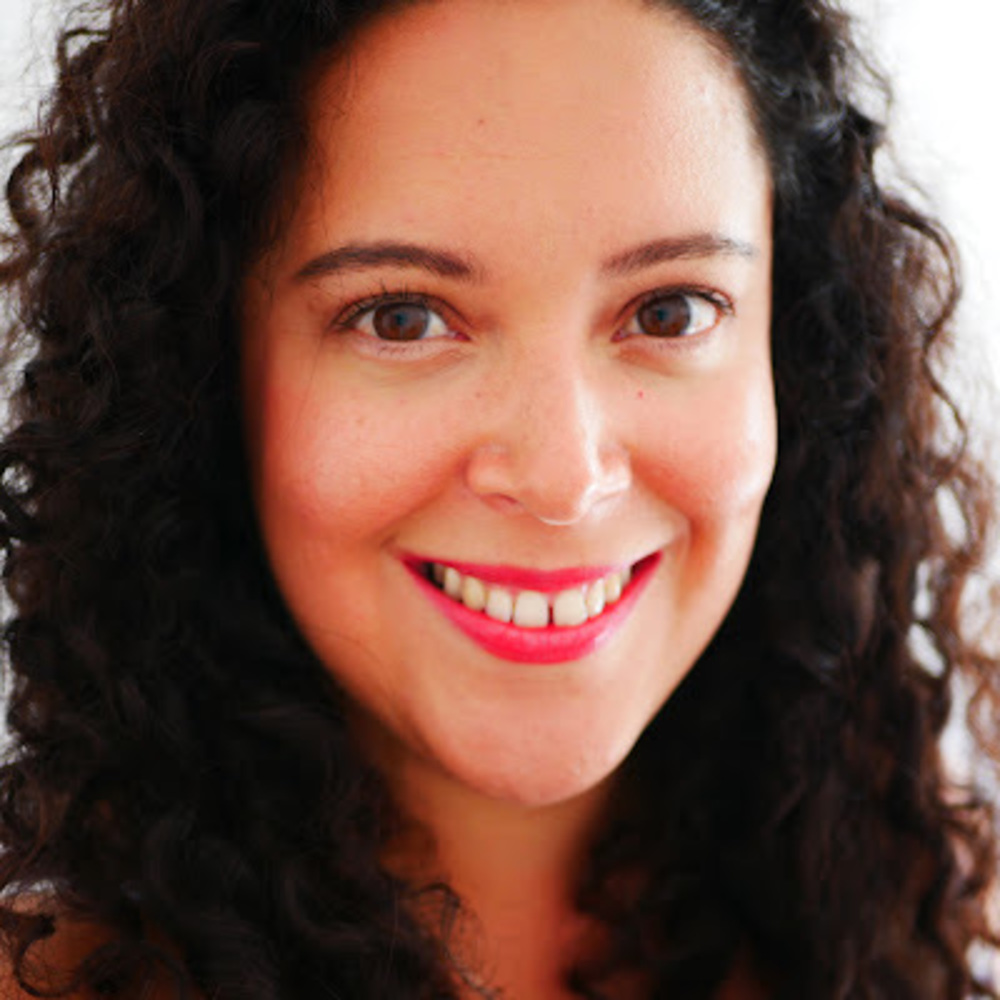 Meet your Posher, Yariella